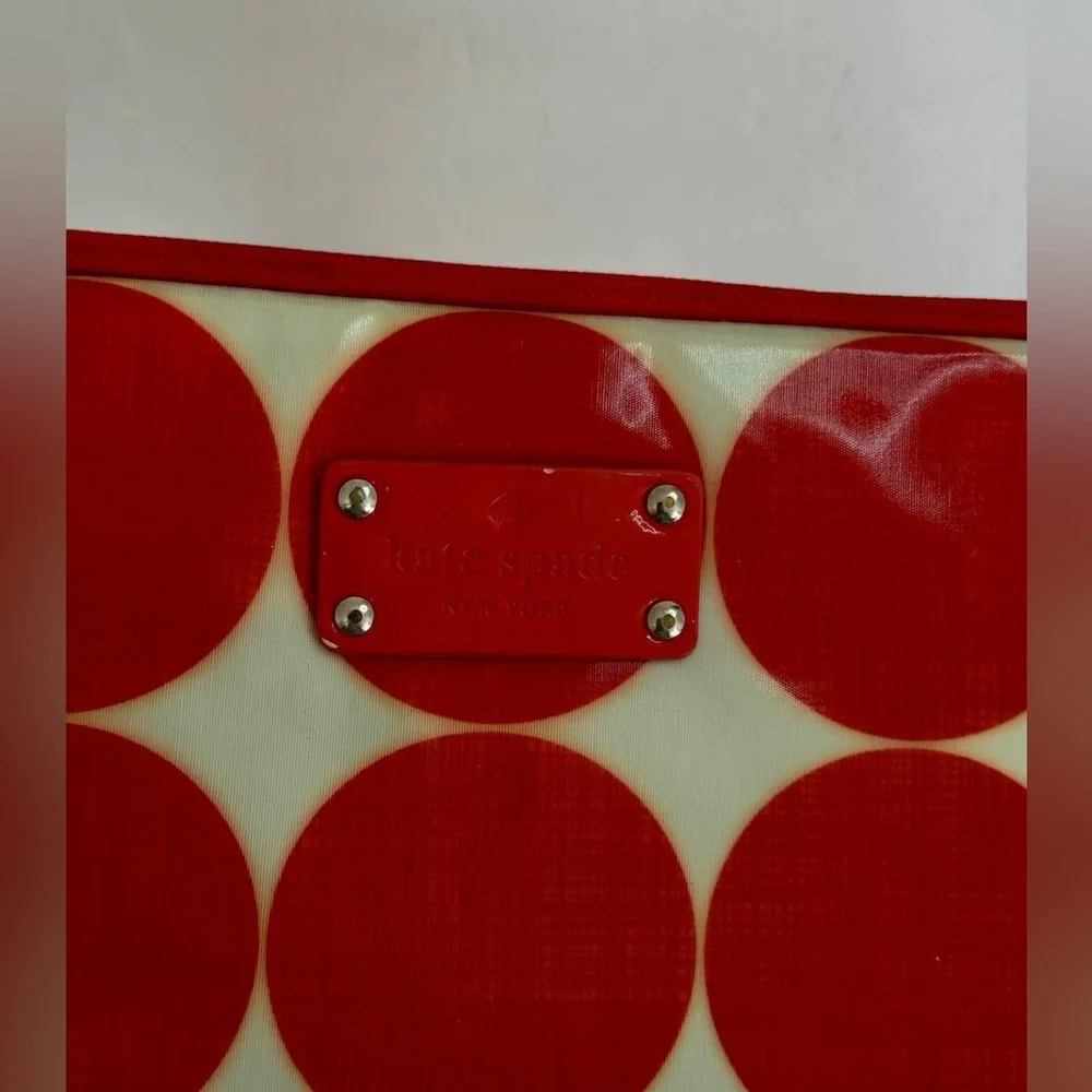 Kate Spade Womens Insulated Polka Dot Zip Around Red Flat IPad Case